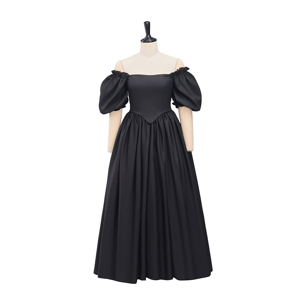 Medieval Style Off-shoulder Puff-sleeved White Maxi Dress for Historical Reenactments Medieval Themed Gatherings Halloween Christmas
