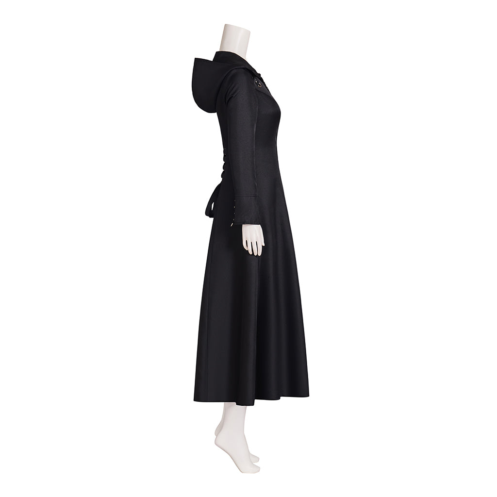 Medieval Style Black Long Sleeved Tailored Coat with Shirt Collar and Floor Length Design for Historical Reenactments Halloween Christmas