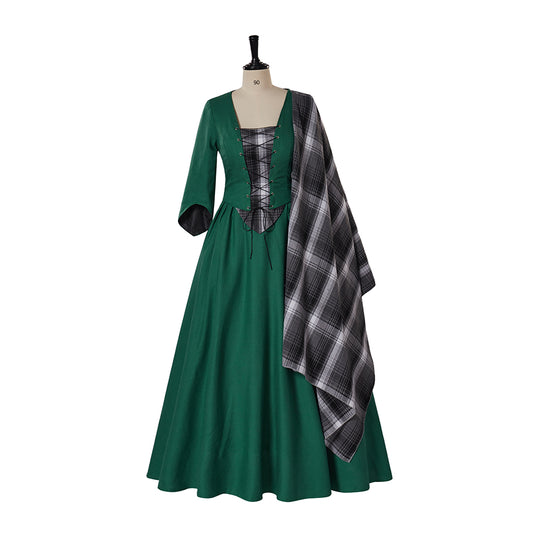 Medieval Style Emerald Green Gown with Three Quarter Sleeves for Historical Reenactments Celtic Themed Gatherings Halloween Christmas