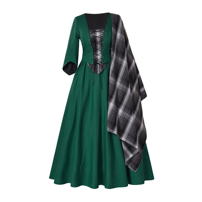 Medieval Style Emerald Green Gown with Three Quarter Sleeves for Historical Reenactments Celtic Themed Gatherings Halloween Christmas
