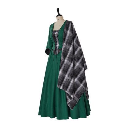 Medieval Style Emerald Green Gown with Three Quarter Sleeves for Historical Reenactments Celtic Themed Gatherings Halloween Christmas